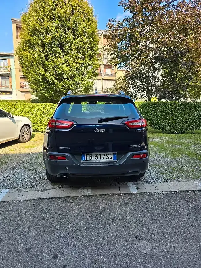 Usado Jeep Cherokee 140 CV (102 kW) 2015 Azul SUV