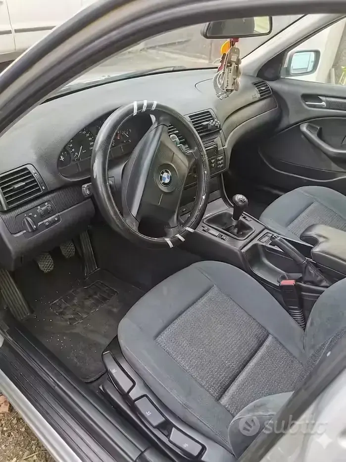 Usata BMW 320 136 CV (100 kW) 2004 Grigio Berlina