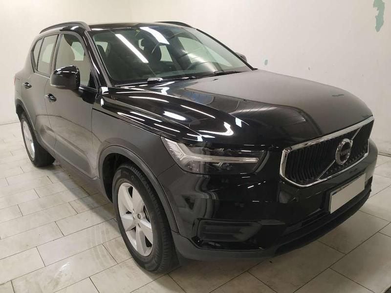 Usata Volvo XC40 Momentum 129 CV (94 kW) 2021 Nero SUV