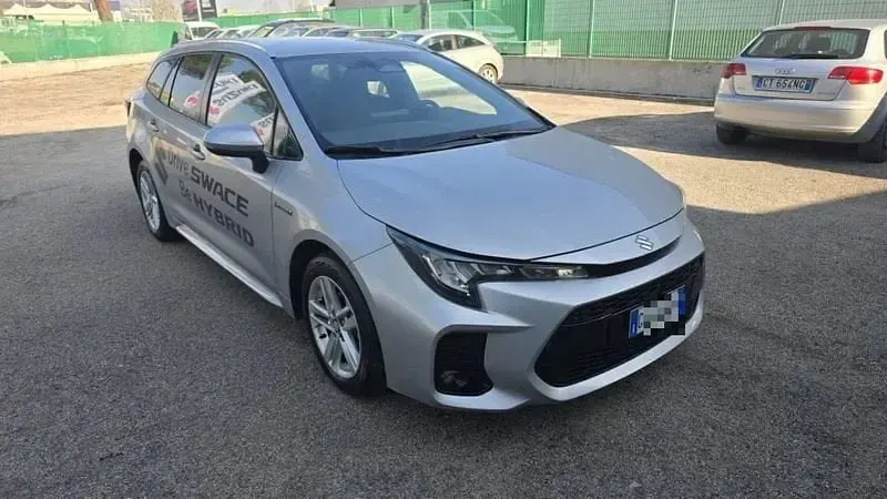 Usata Suzuki Swace Cool 140 CV (102 kW) 2024 Argento Station wagon