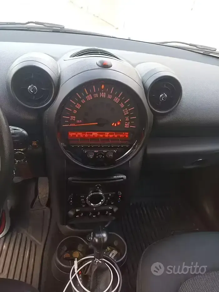 Usata Mini Countryman 111 CV (81 kW) 2015 Bianco SUV
