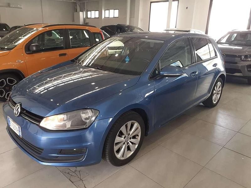 Usata VW Golf VII Comfortline 105 CV (77 kW) 2013 Blu Berlina