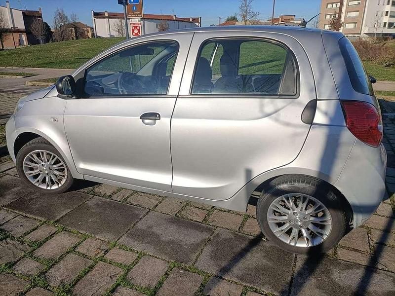 Usata DR DR1 82 CV (60 kW) 2010 Argento Utilitaria