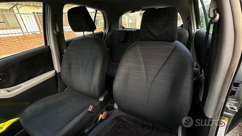 Usata Toyota Yaris Sol 87 CV (63 kW) 2007 Grigio Utilitaria