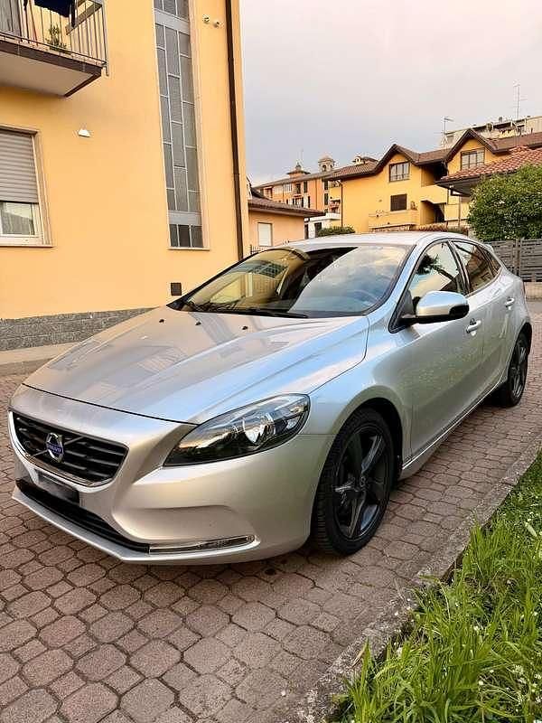 Usata Volvo V40 Kinetic 150 CV (110 kW) 2015 Berlina