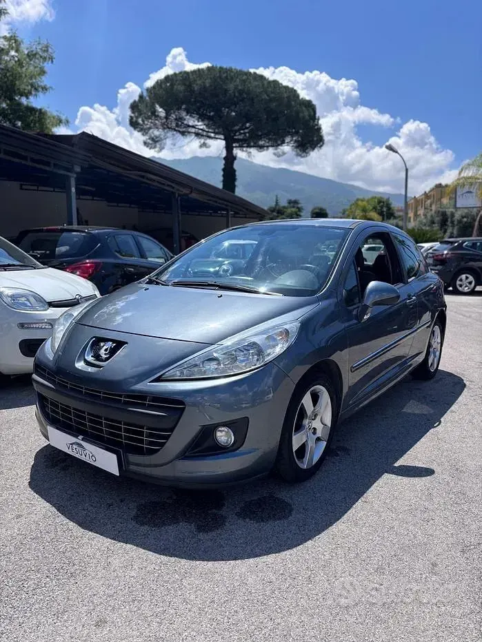 Usata Peugeot 207 Allure 92 CV (67 kW) 2011 Grigio Berlina