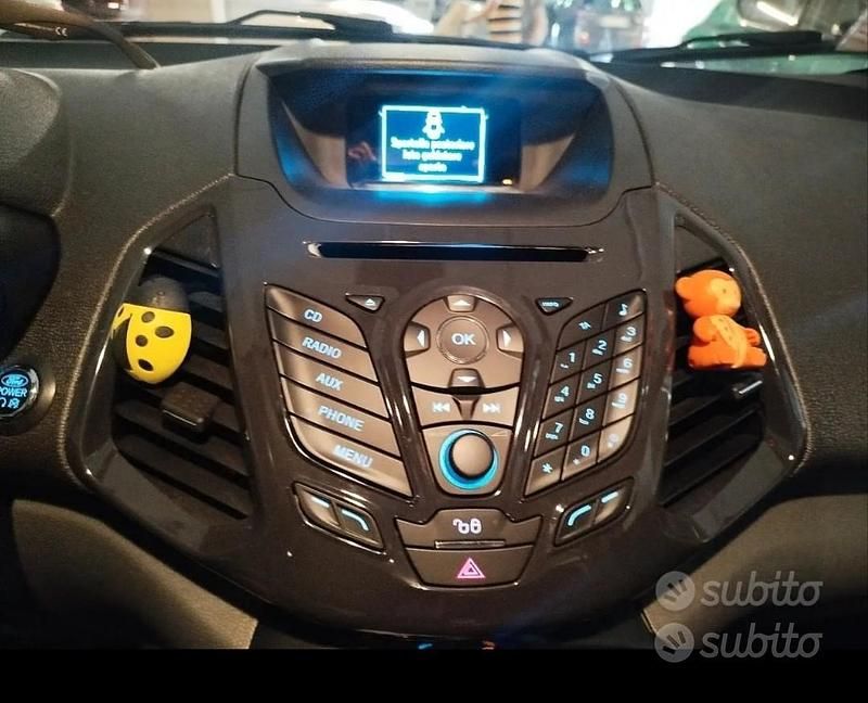 Usado Ford Ecosport Titanium 125 CV (91 kW) 2015 Gris SUV