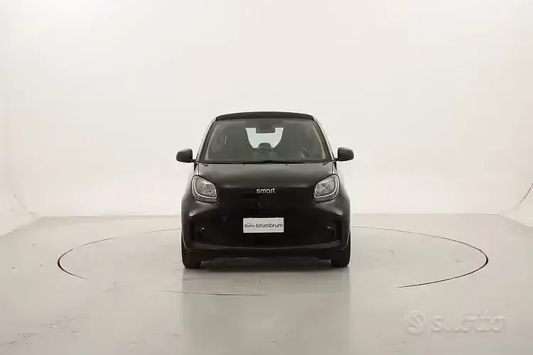 Usata Smart ForTwo Coupé Passion 41 kW (56 CV) 2021 Nero Utilitaria