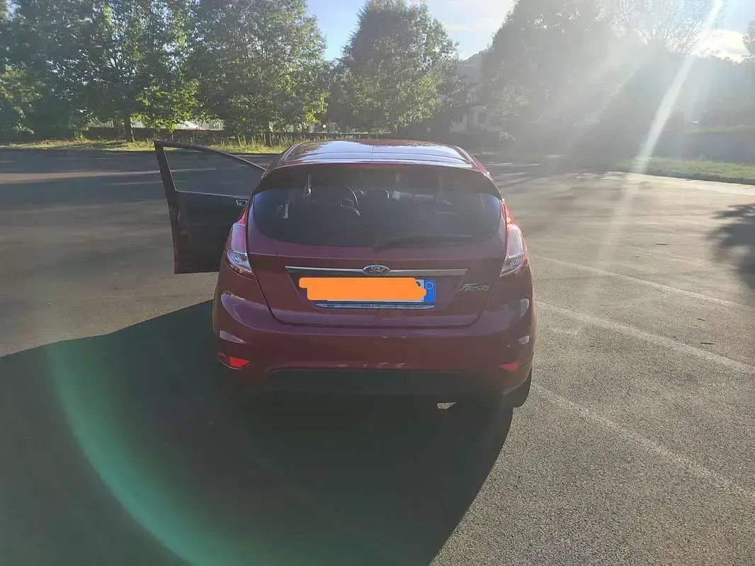 Usata Ford Fiesta Titanium 75 CV (55 kW) 2015 Utilitaria