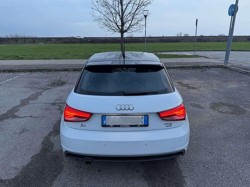 Usata Audi A1 Sportback Admired 82 CV (60 kW) 2016 Bianco Utilitaria