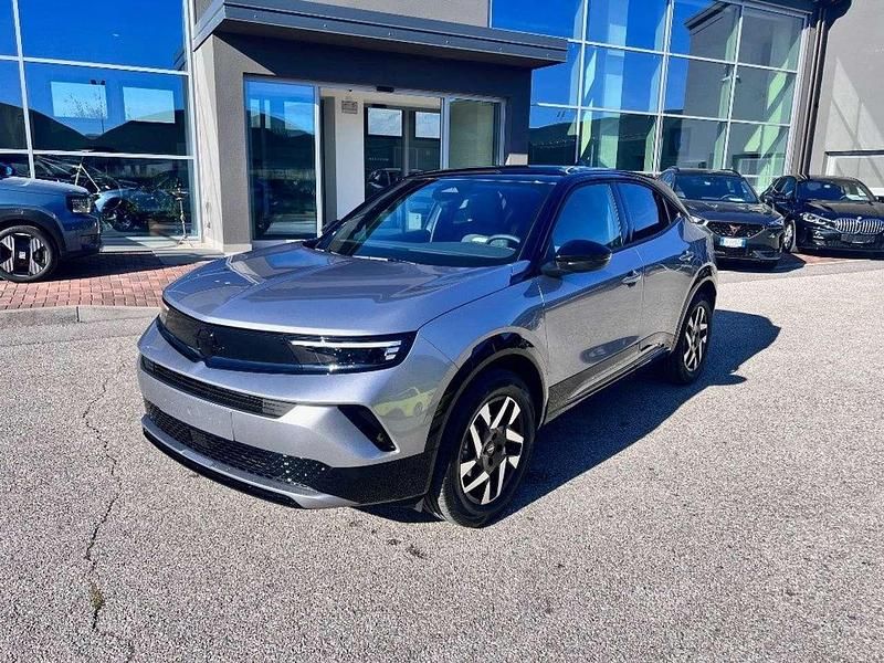 Nuova Opel Mokka 136 CV (100 kW) 2025 Grigio medio SUV