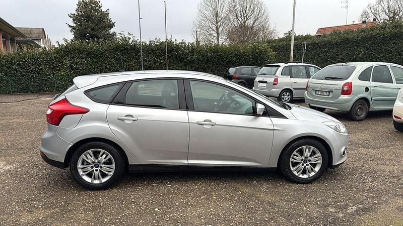 Usata Ford Focus Titanium 115 CV (84 kW) 2014 Argento Berlina