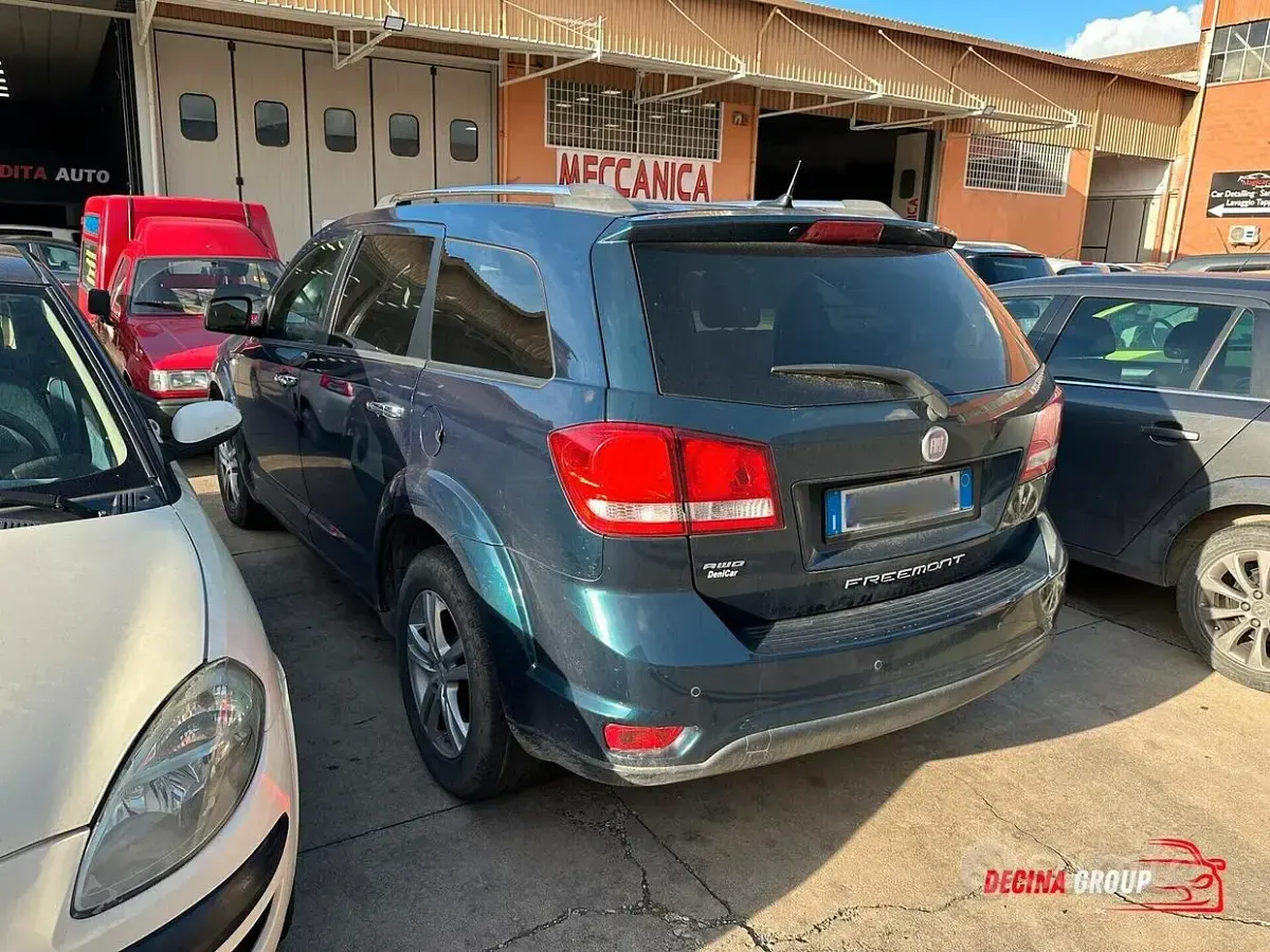 Usata Fiat Freemont 170 CV (125 kW) 2012 Blu SUV