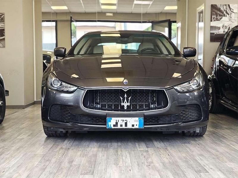Usata Maserati Ghibli 410 CV (301 kW) 2014 Grigio Coupé