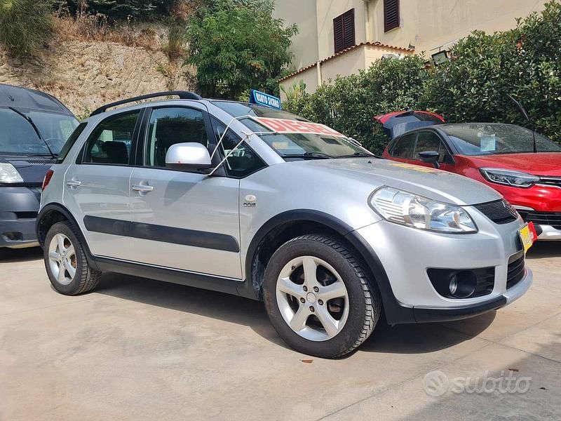 Second-hand Suzuki SX4 120 CP (88 kW) 2007 Gri SUV