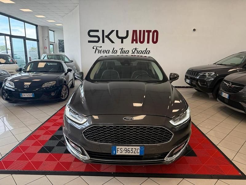 Usata Ford Mondeo Vignale 187 CV (137 kW) 2018 Grigio Berlina