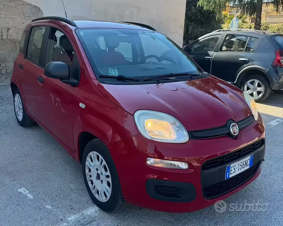 Usata Fiat Panda 69 CV (50 kW) 2013 Rosso Utilitaria