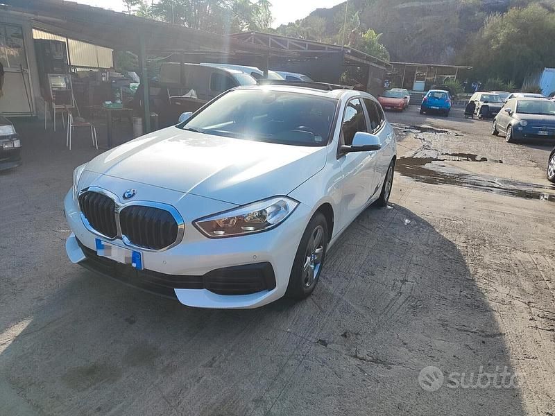 Usata BMW 118 Advantage 190 CV (139 kW) 2021 Bianco Utilitaria