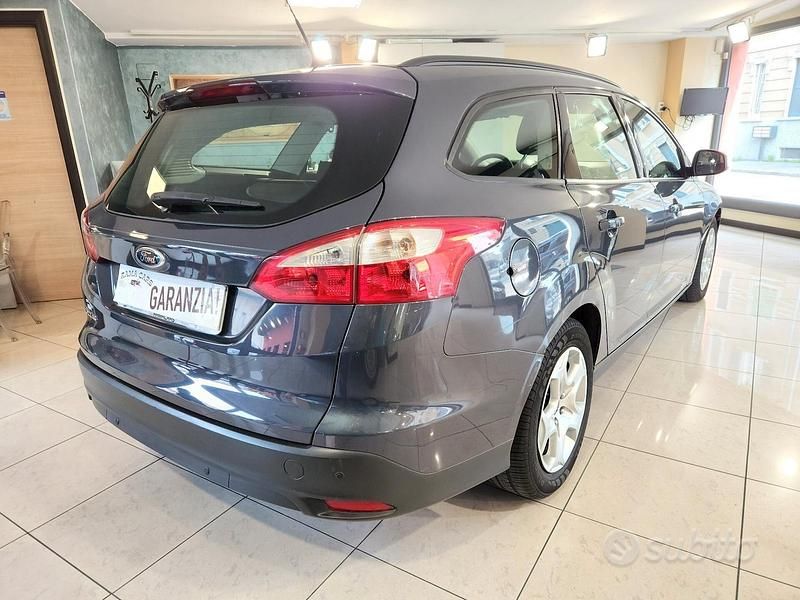 Usata Ford Focus Titanium 95 CV (69 kW) 2014 Blu/azzurro Station wagon