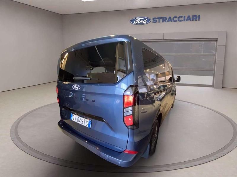 Usata Ford Tourneo Custom Titanium 136 CV (100 kW) 2024 Blu metallizzato Furgone