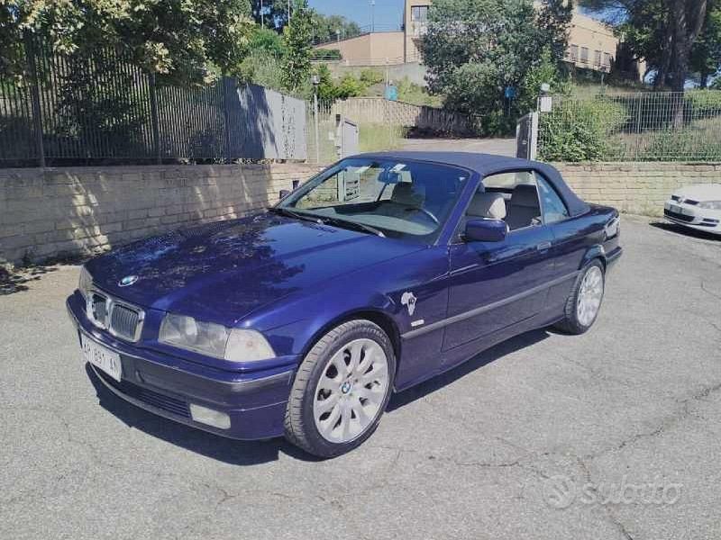 Usata BMW 318 116 CV (85 kW) 1997 Blu Cabrio