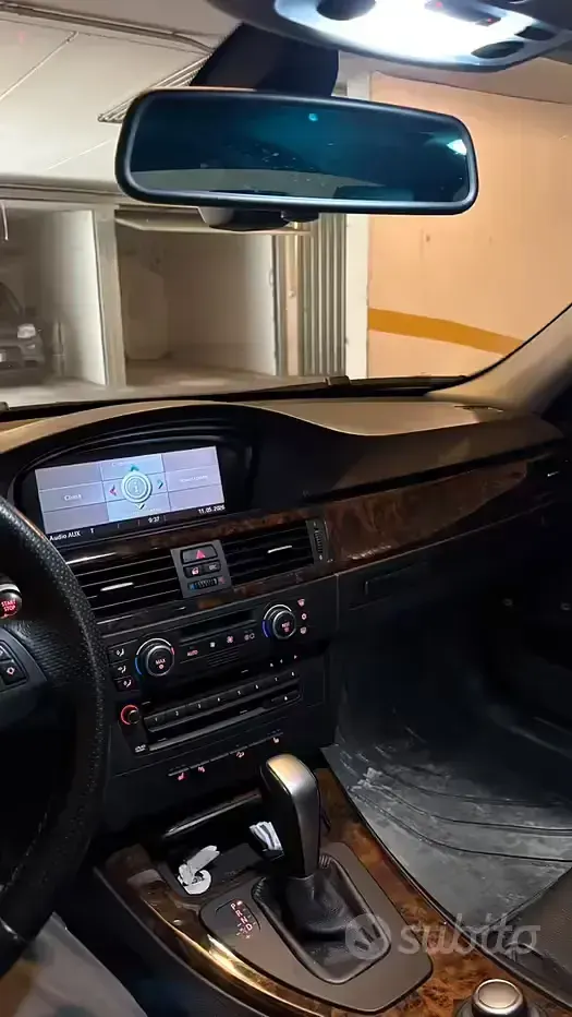 Usata BMW 325 Sport Line 218 CV (160 kW) 2009 Blu Station wagon