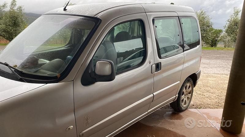 Usata Peugeot Partner 2006 Grigio Monovolume