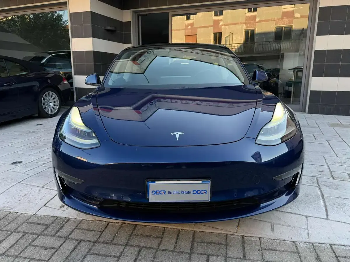 Usata Tesla Model 3 152 kW (208 CV) 2021 Blu/azzurro Berlina