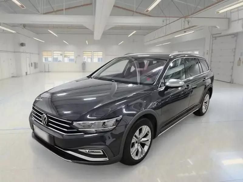 Grigio Usata 2020 VW Passat Alltrack Station wagon | 21.350 € (Cara) - Immagine 1/4