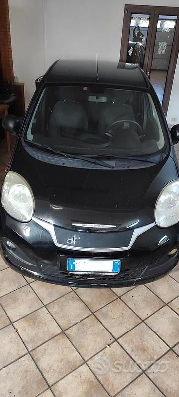 Usata DR Zero 69 CV (50 kW) 2017 Nero Utilitaria