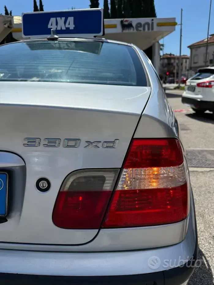 Usata BMW 330 184 CV (135 kW) 2002 Grigio Berlina