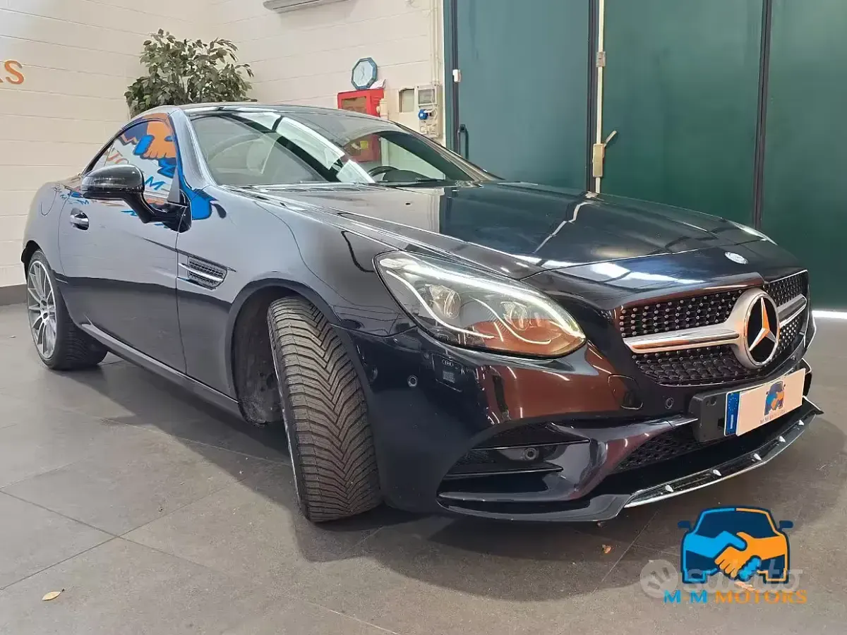 Usata Mercedes SLC200 AMG line 184 CV (135 kW) 2017 Nero Cabrio