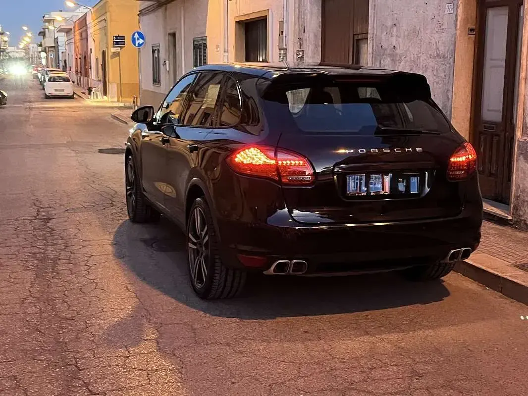 Usata Porsche Cayenne 245 CV (180 kW) 2012 SUV