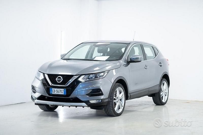 Usata Nissan Qashqai N-TEC 140 CV (102 kW) 2020 Grigio SUV