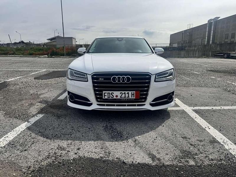 Usata Audi A8L Ambiente 349 CV (256 kW) 2010 Berlina