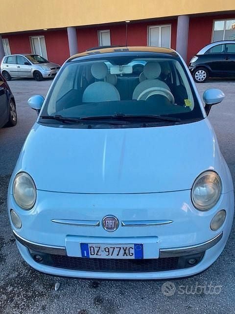 Usata Fiat 500 Lounge 75 CV (55 kW) 2010 Berlina