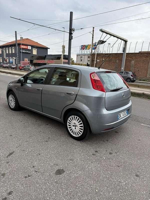 Usata Fiat Grande Punto Dynamic 65 CV (47 kW) 2007 Utilitaria