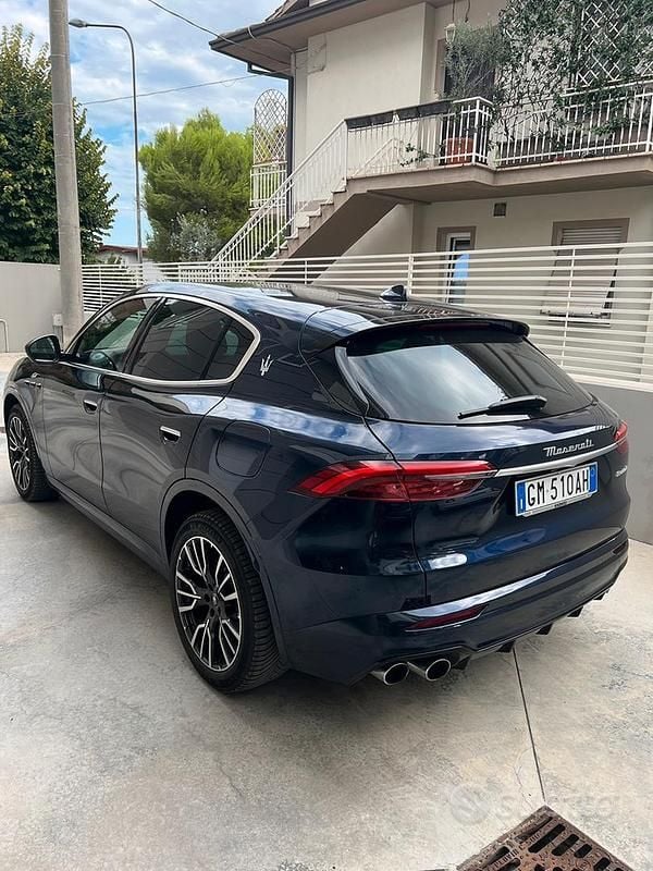Usata Maserati Grecale GT 300 CV (220 kW) 2023 Blu SUV