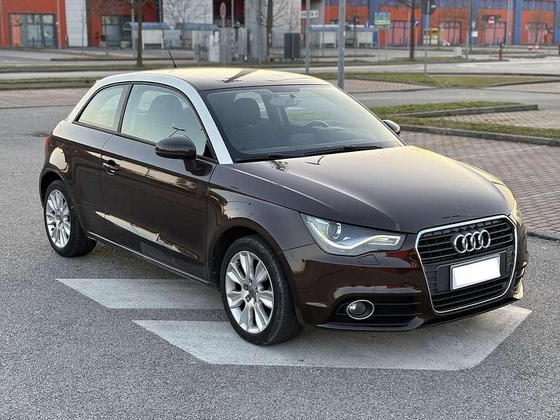 Usata Audi A1 Ambition 86 CV (63 kW) 2012 Marrone Utilitaria