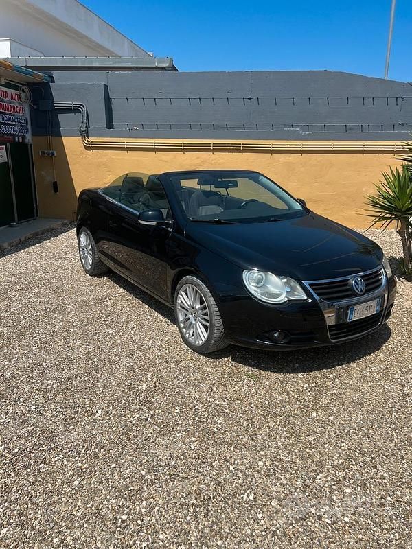 Usata VW Eos 140 CV (102 kW) 2007 Nero Cabrio