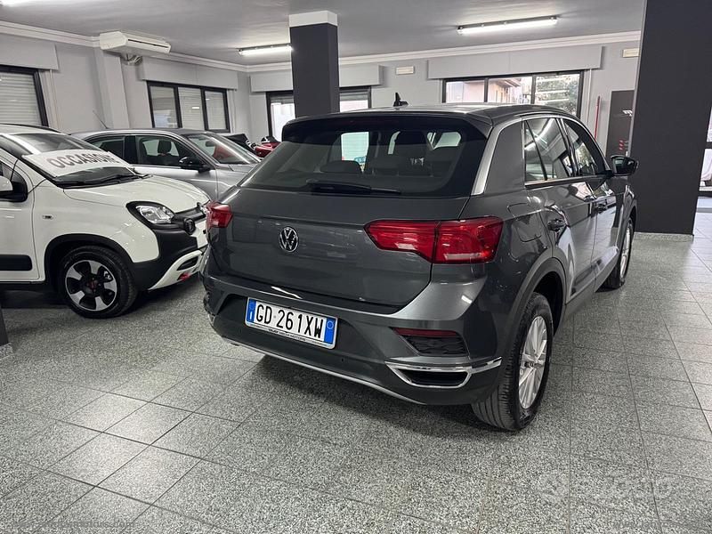 Usata VW T-Roc Business 116 CV (85 kW) 2021 SUV