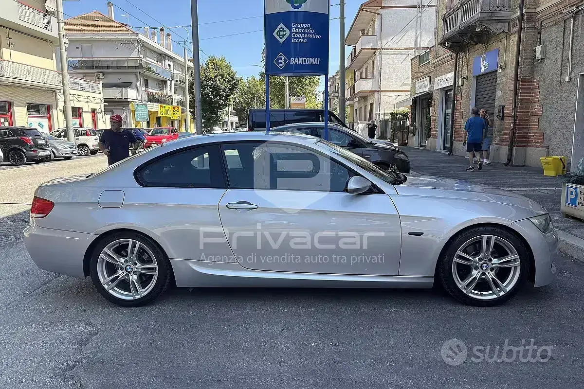Usata BMW 320 M Sport 177 CV (130 kW) 2007 Grigio Coupé