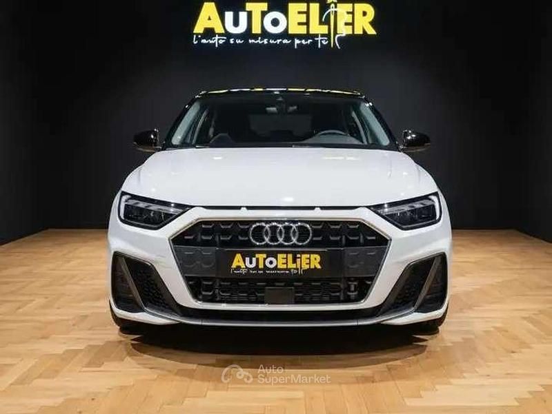 Nuova Audi A1 Sportback S-Line 116 CV (85 kW) 2025 Bicolore bianco/tetto nero Utilitaria