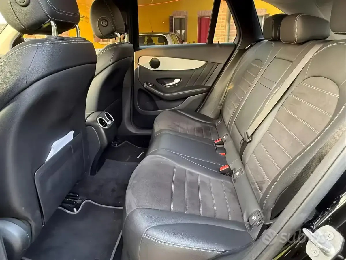 Usata Mercedes GLC220 Premium 194 CV (142 kW) 2019 Nero SUV