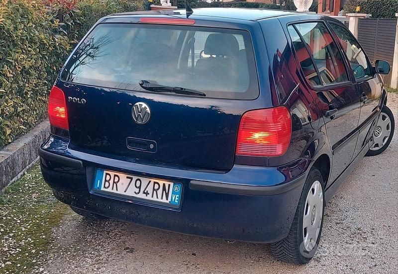 Usata VW Polo 2001 Blu Utilitaria