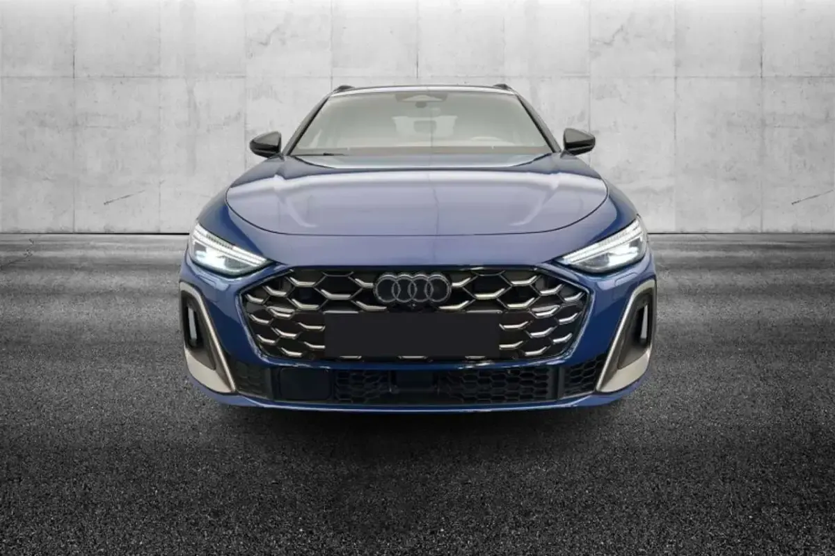 Usata Audi S5 367 CV (269 kW) 2024 Blu/azzurro Station wagon