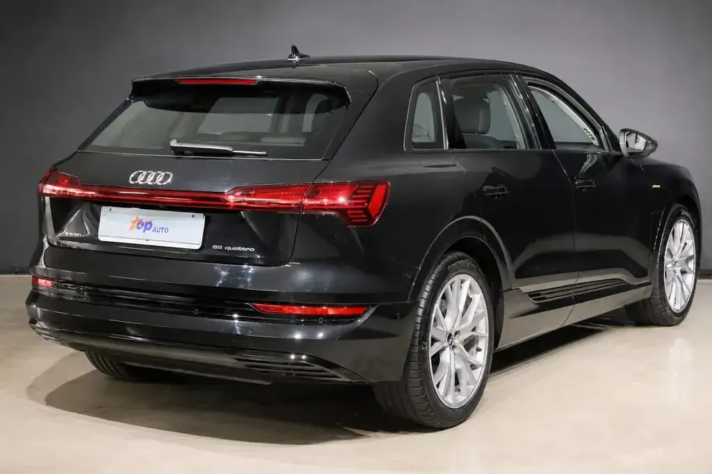 Usata Audi e-tron Advanced 300 kW (408 CV) 2022 Nero SUV