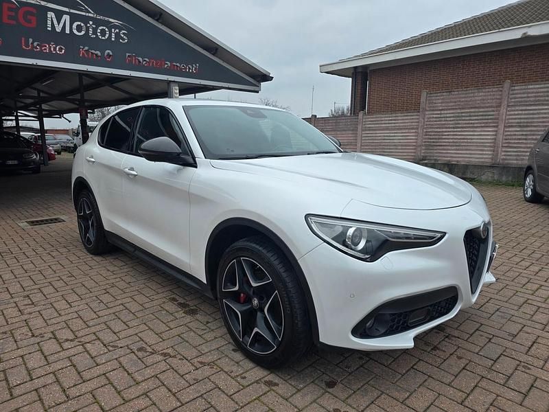 Usata Alfa Romeo Stelvio Ti 210 CV (154 kW) 2020 Bianco SUV
