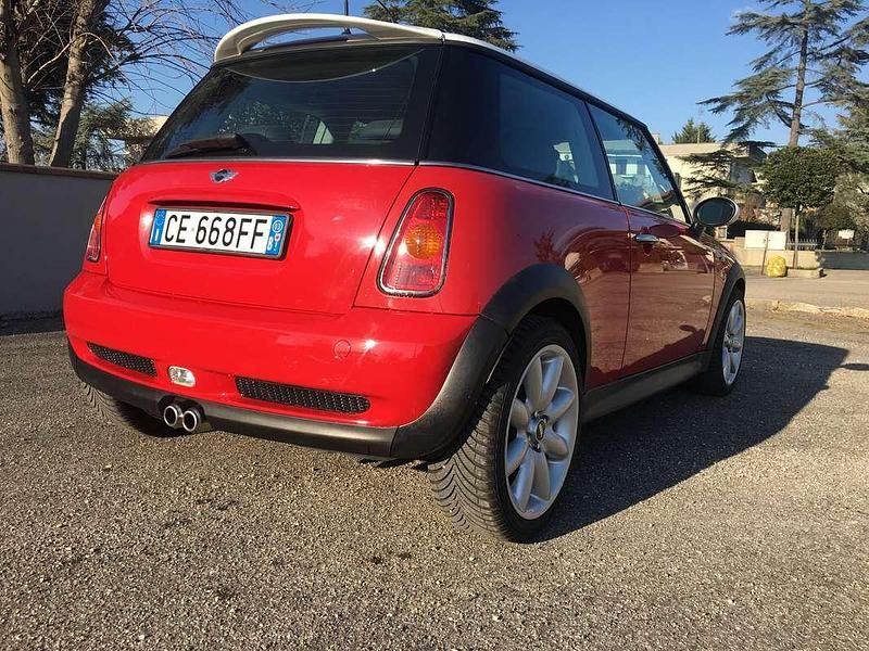 Usata Mini Cooper S 163 CV (119 kW) 2003 Rosso Utilitaria