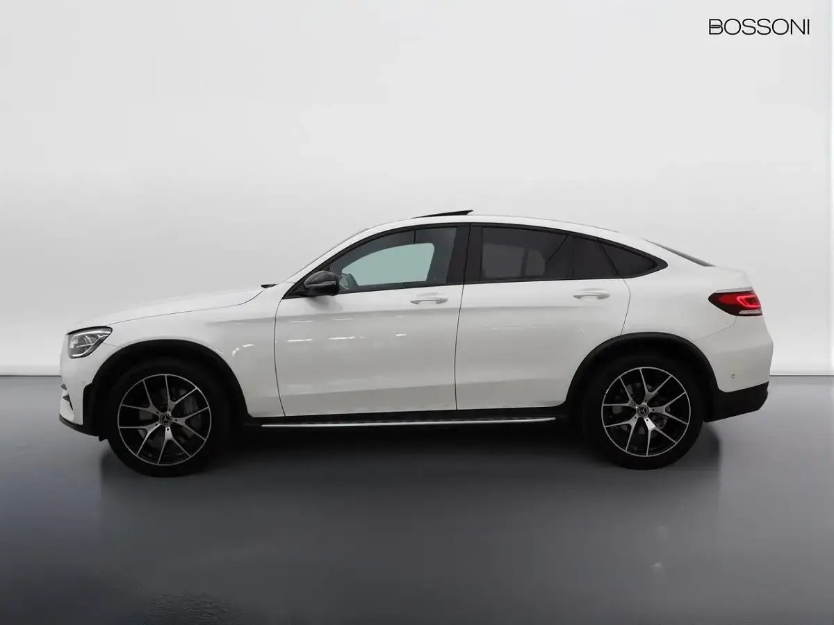 Usata Mercedes GLC220 Premium 194 CV (142 kW) 2022 Bianco SUV